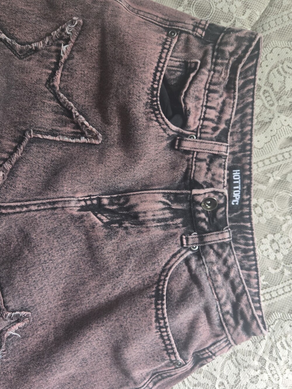 Hot Topic Red Wash Frayed Star Wide Leg Jeans Distressed Faded - Picture 3 of 4